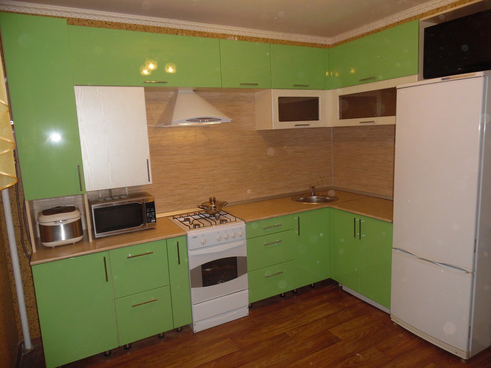 Проект #227 Угловая кухня фисташкового цвета, фасады ПВХ пленка